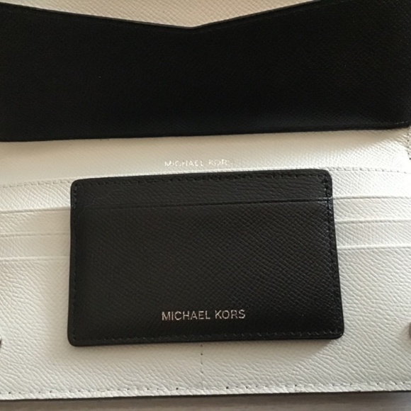 Michael Kors long wallet with card case - Picture 3 of 6